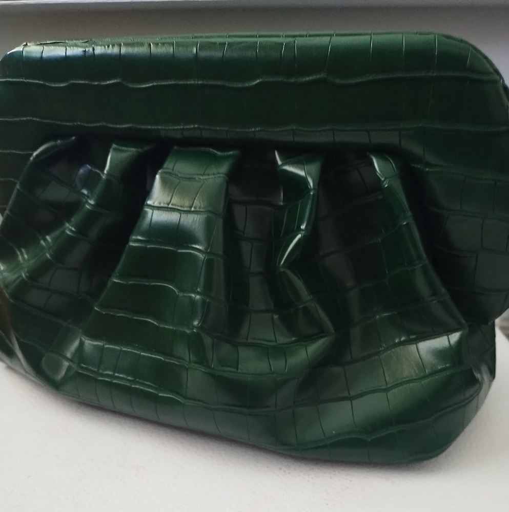 THEMOIRe HANDBAG